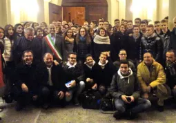 Foto di gruppo con i diciotteni